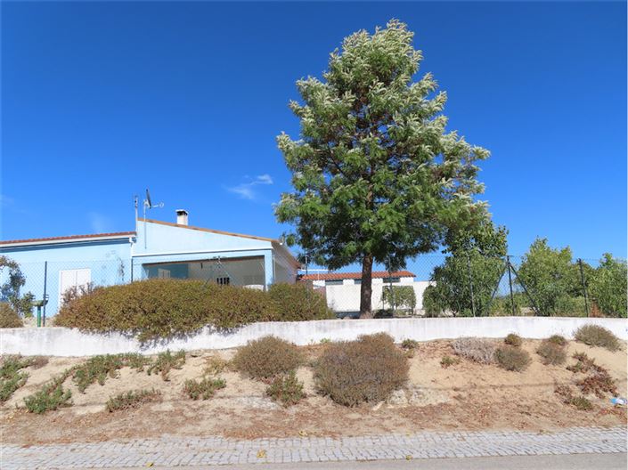 Image No.5-3 Bed Property for sale