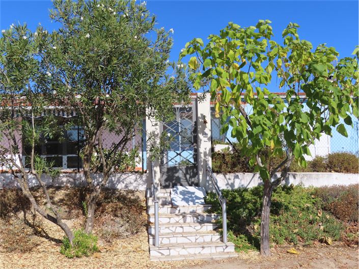 Image No.6-3 Bed Property for sale