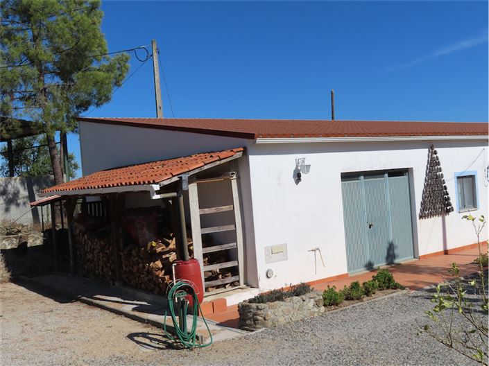 Image No.8-3 Bed Property for sale