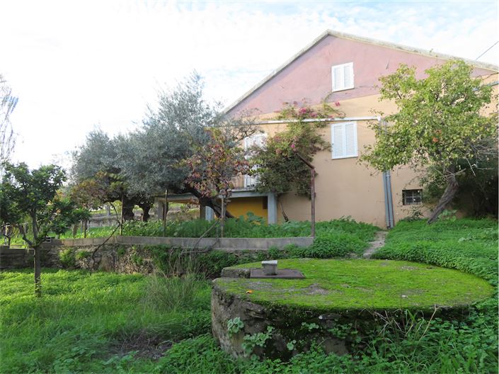 Image No.18-3 Bed Property for sale