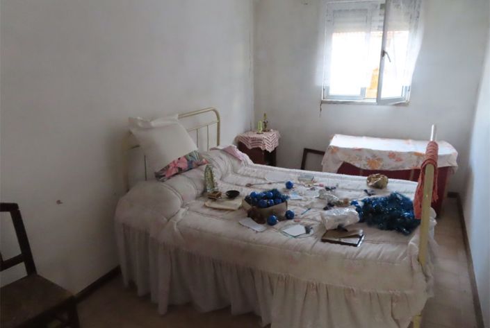 Image No.17-4 Bed Property for sale