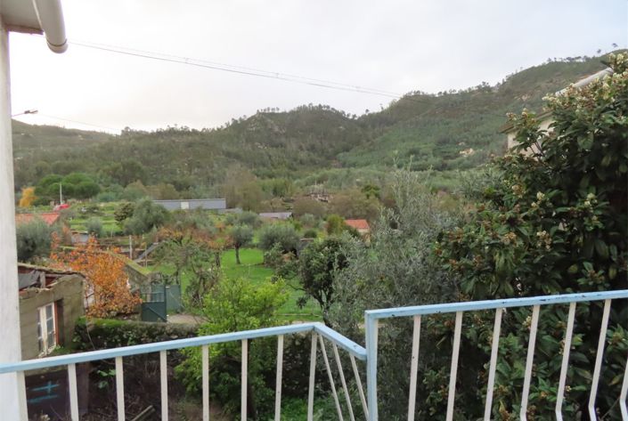 Image No.27-4 Bed Property for sale