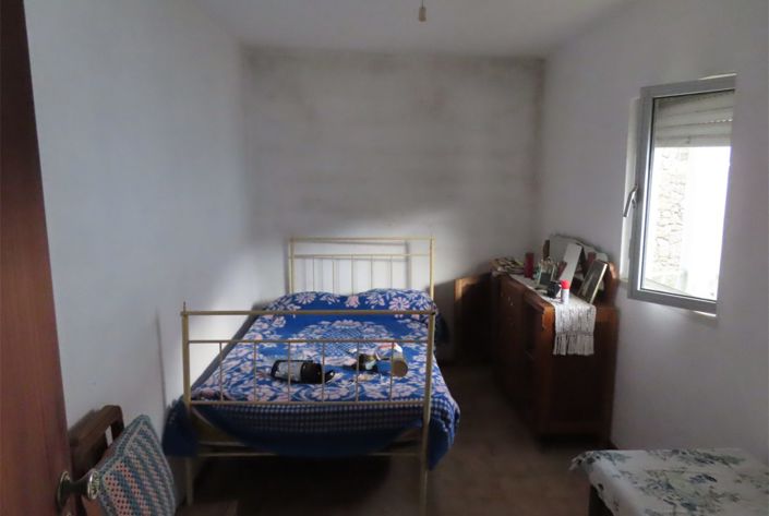 Image No.7-4 Bed Property for sale