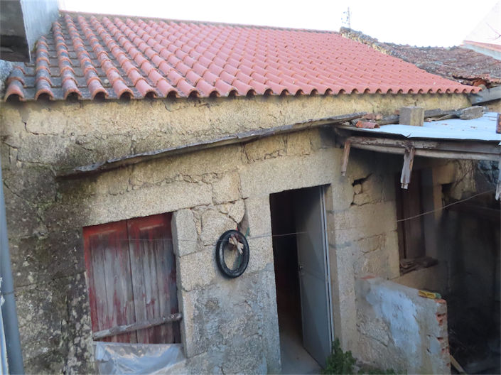 Image No.24-4 Bed Property for sale