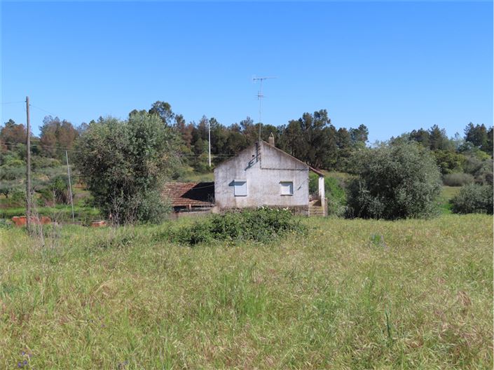 Image No.9-2 Bed Property for sale