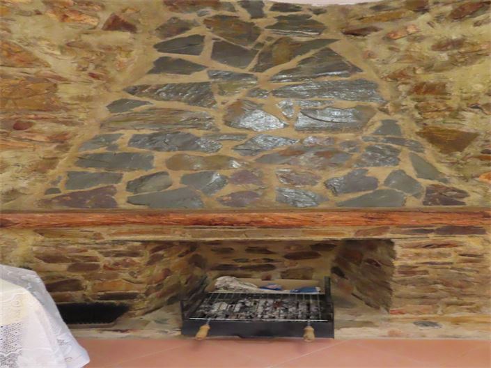 Image No.10-3 Bed Property for sale