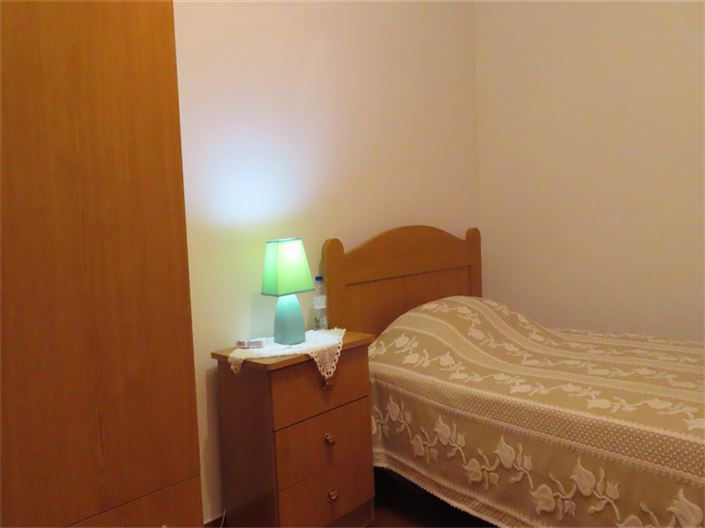 Image No.13-3 Bed Property for sale