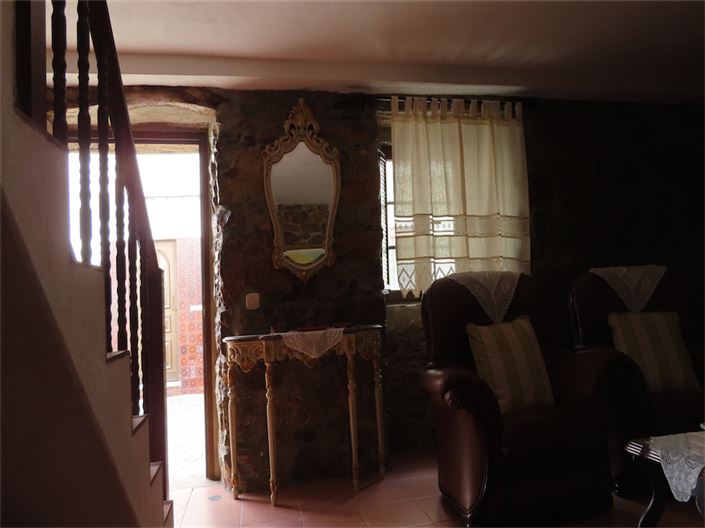 Image No.20-3 Bed Property for sale