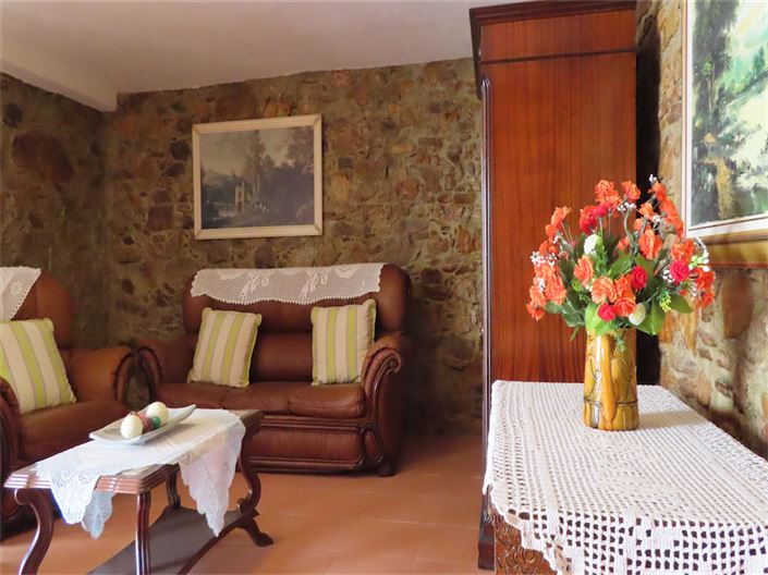 Image No.21-3 Bed Property for sale