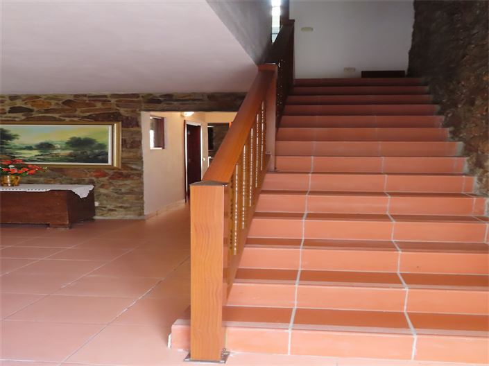 Image No.24-3 Bed Property for sale