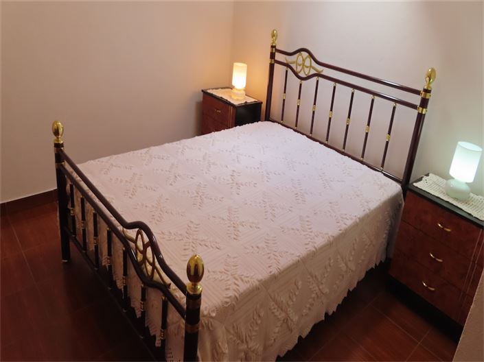 Image No.29-3 Bed Property for sale