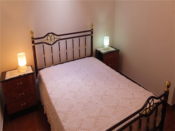 Image No.32-3 Bed Property for sale