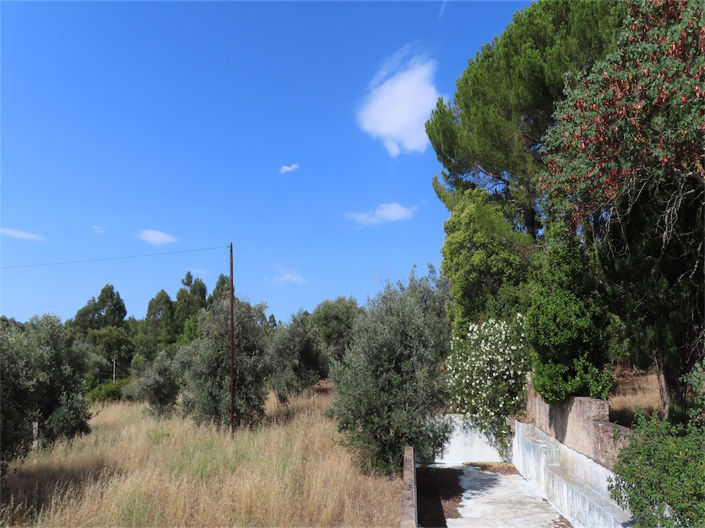 Image No.28-3 Bed Property for sale