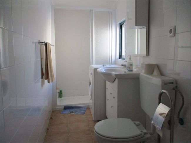 Image No.8-3 Bed Property for sale