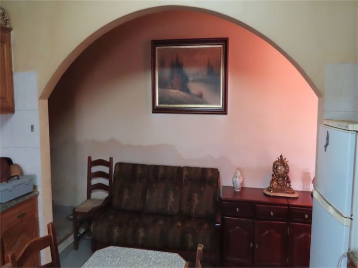 Image No.16-2 Bed Property for sale