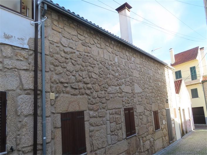 Image No.22-2 Bed Property for sale