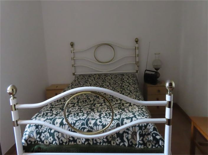 Image No.11-3 Bed Property for sale