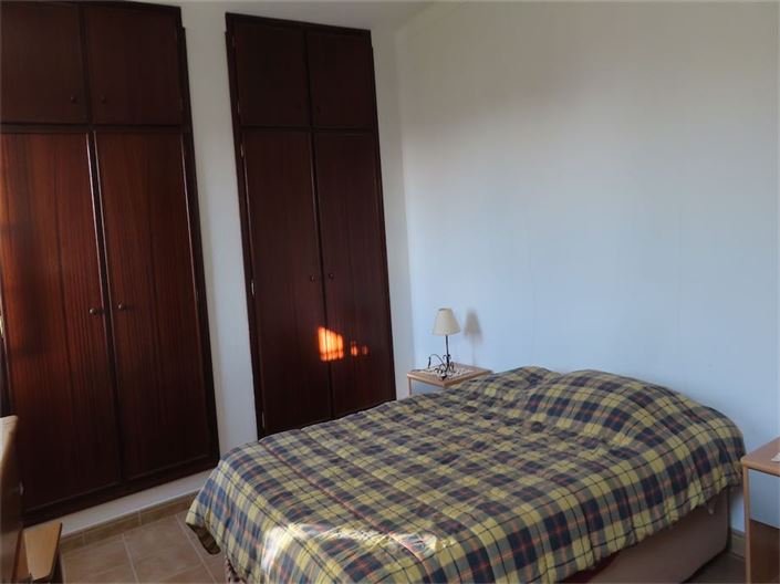 Image No.18-3 Bed Property for sale