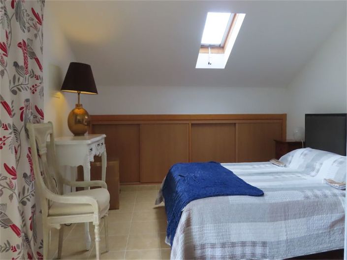 Image No.17-5 Bed Property for sale