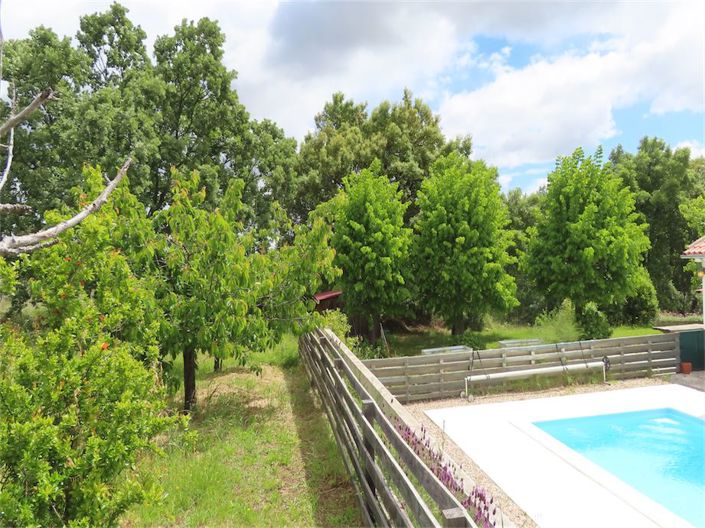 Image No.26-5 Bed Property for sale