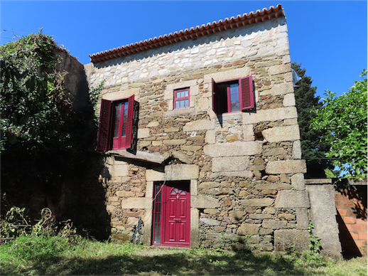 Image No.14-3 Bed Property for sale