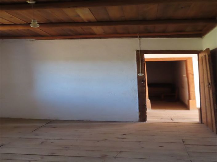 Image No.22-3 Bed Property for sale