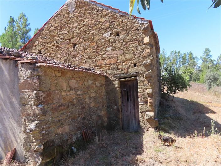 Image No.43-3 Bed Property for sale