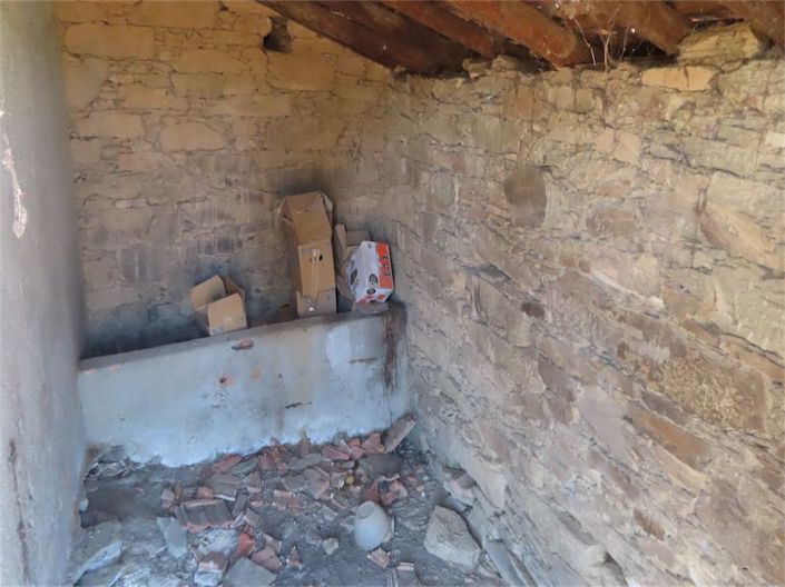 Image No.45-3 Bed Property for sale