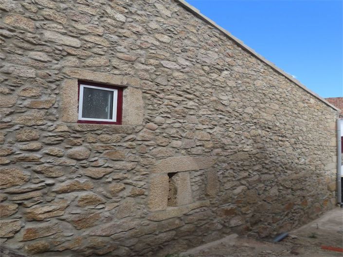 Image No.36-3 Bed Property for sale