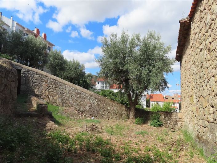 Image No.31-3 Bed Property for sale