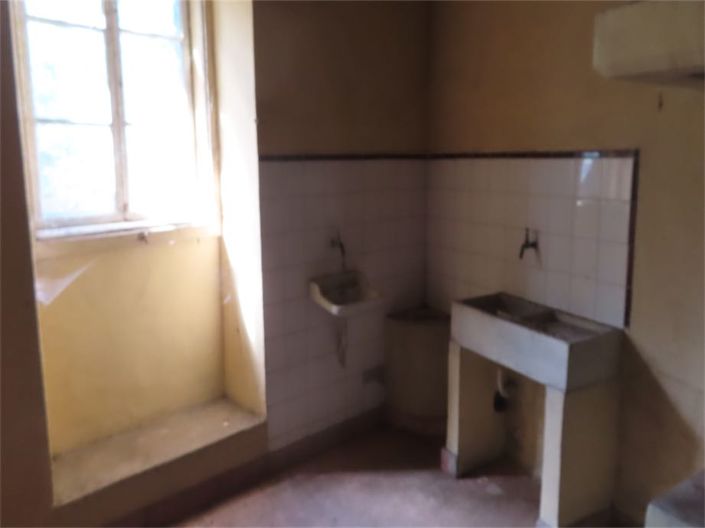 Image No.33-3 Bed Property for sale