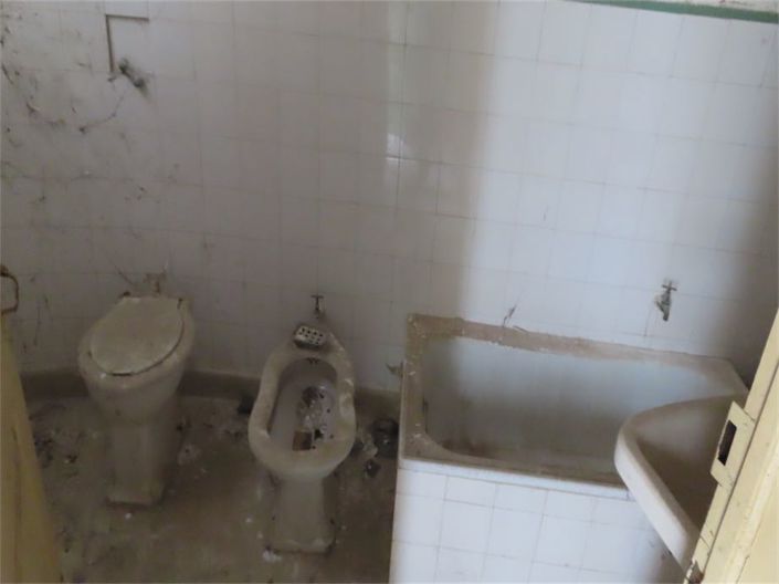 Image No.6-3 Bed Property for sale