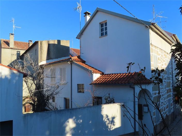 Image No.5-4 Bed Property for sale