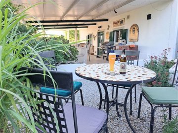 0patiosidetable1
