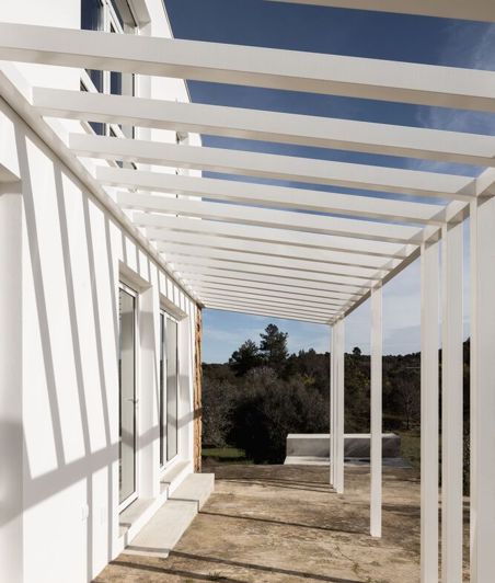 Image No.22-2 Bed Property for sale