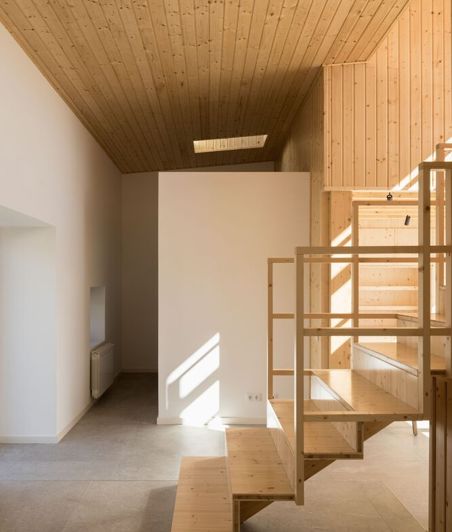 Image No.30-2 Bed Property for sale