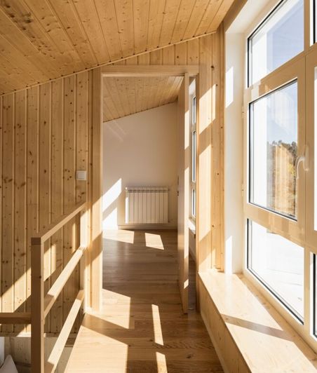 Image No.37-2 Bed Property for sale