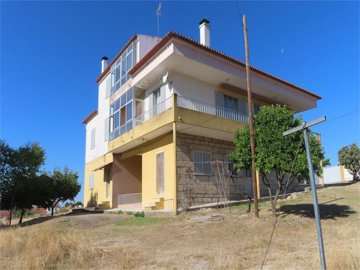 1 - Castelo Branco, Property