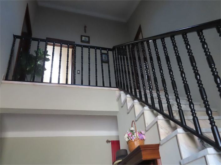 Image No.47-6 Bed Property for sale