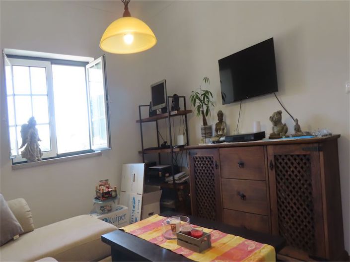 Image No.10-3 Bed Property for sale