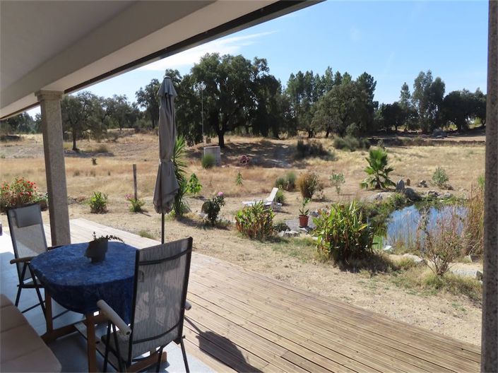 Image No.26-3 Bed Property for sale