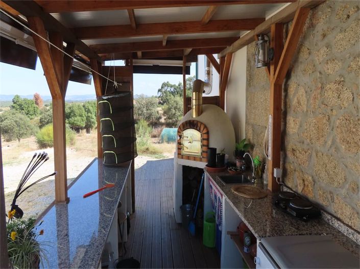 Image No.27-3 Bed Property for sale