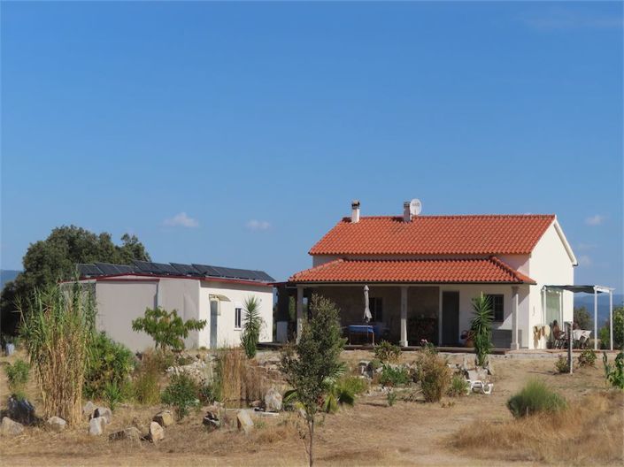 Image No.40-3 Bed Property for sale