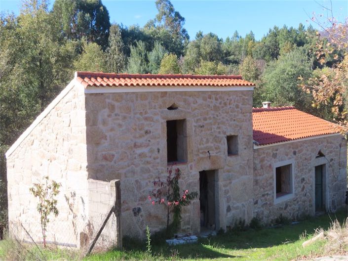 Image No.13-5 Bed Property for sale