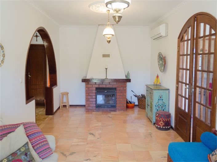 Image No.36-5 Bed Property for sale