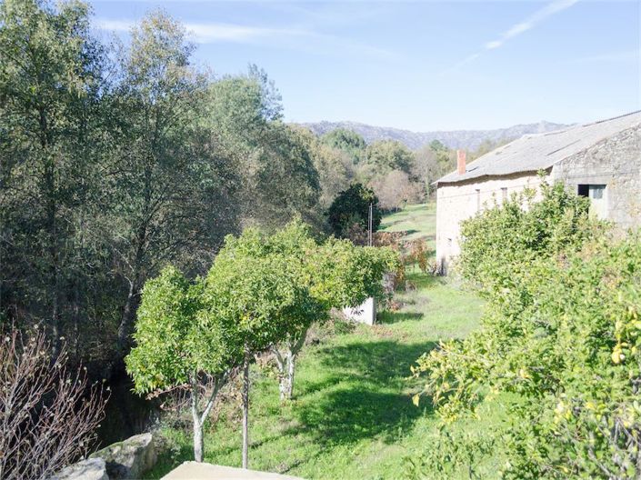 Image No.42-5 Bed Property for sale