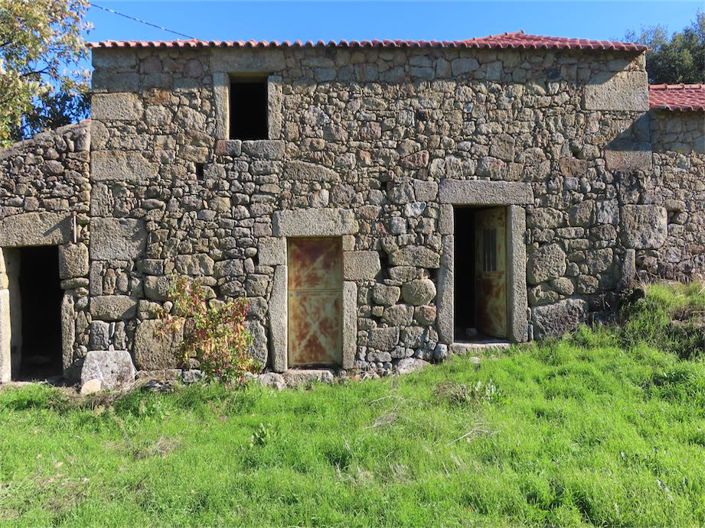 Image No.5-5 Bed Property for sale