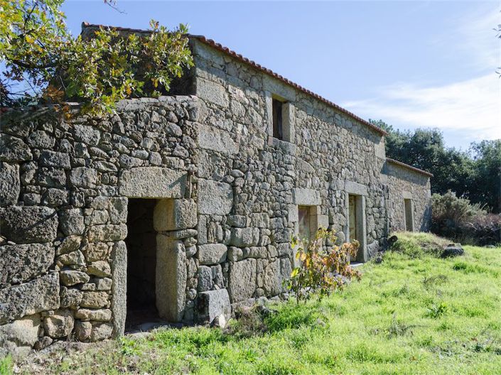 Image No.7-5 Bed Property for sale