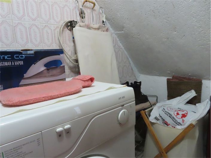 Image No.19-2 Bed Property for sale