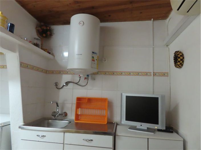 Image No.23-2 Bed Property for sale